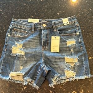 Judy Blue denim distressed shorts, NWT